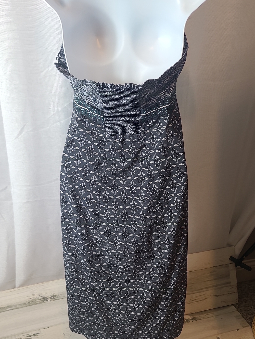 Athleta Pack Everywhere Halter Dress Geometric  8 Athleisure Sporty Active - Picture 2 of 4
